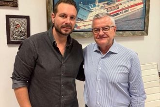 Ο Ανδρέας-Φίλιππος Κολλιόπουλος συμπαρατάσσεται με τον Αντώνη Κουνάβη