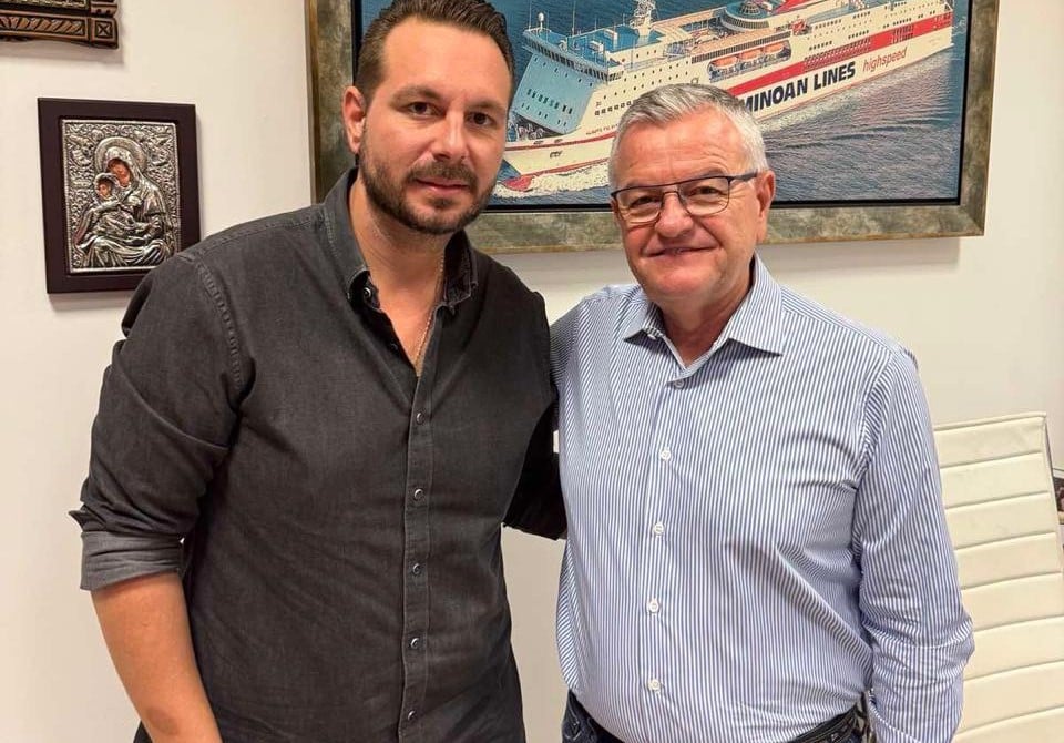 Ο Ανδρέας-Φίλιππος Κολλιόπουλος συμπαρατάσσεται με τον Αντώνη Κουνάβη