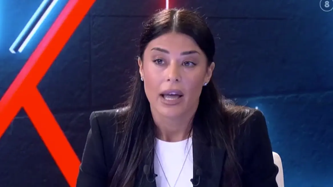 Η Λατινοπούλου σε νέες ρατσιστικές "κορώνες": Δεν θα φιλοξενήσει η Ελλάδα όλη την Αφρική και την Ασία, δεν χωράμε - Να πάνε στην ευχή του Αλλάχ