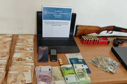 Πώς δρούσε το κύκλωμα με τα εικονικά τιμολόγια: Έκρυβαν τα χρήματα σε πλαστικές σακούλες - ΒΙΝΤΕΟ