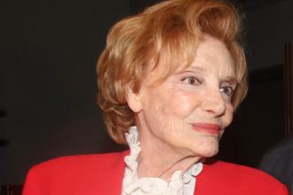 Μάρω Κοντού: «Αν ήθελα σύντροφο, υπάρχουν οι προτάσεις»