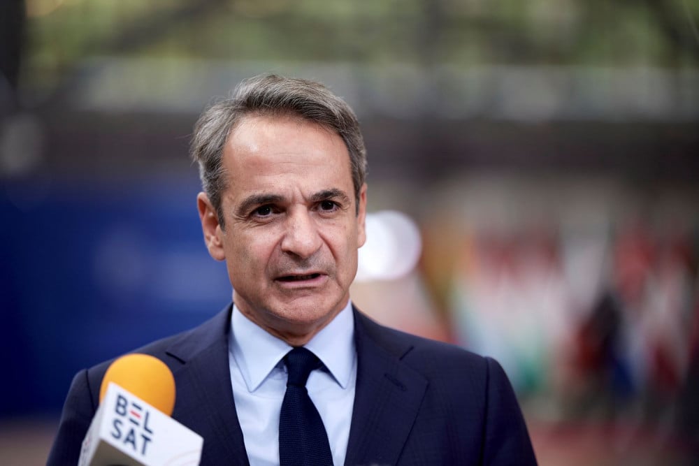 Μητσοτάκης στο Politico: Ένας κοινός μηχανισμός δανεισμού στην ΕΕ θα μπορούσε να υποστηρίξει τα αμυντικά έργα