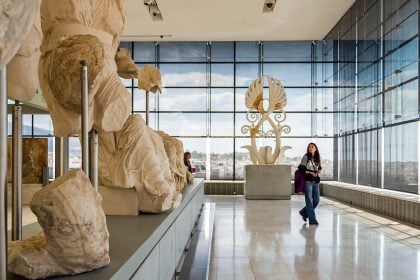 Από τον Μάρτιο 300 αστυνομικοί στα μουσεία - Το σχέδιο φύλαξης μετά την κινηματογραφική κλοπή στο Λούβρο