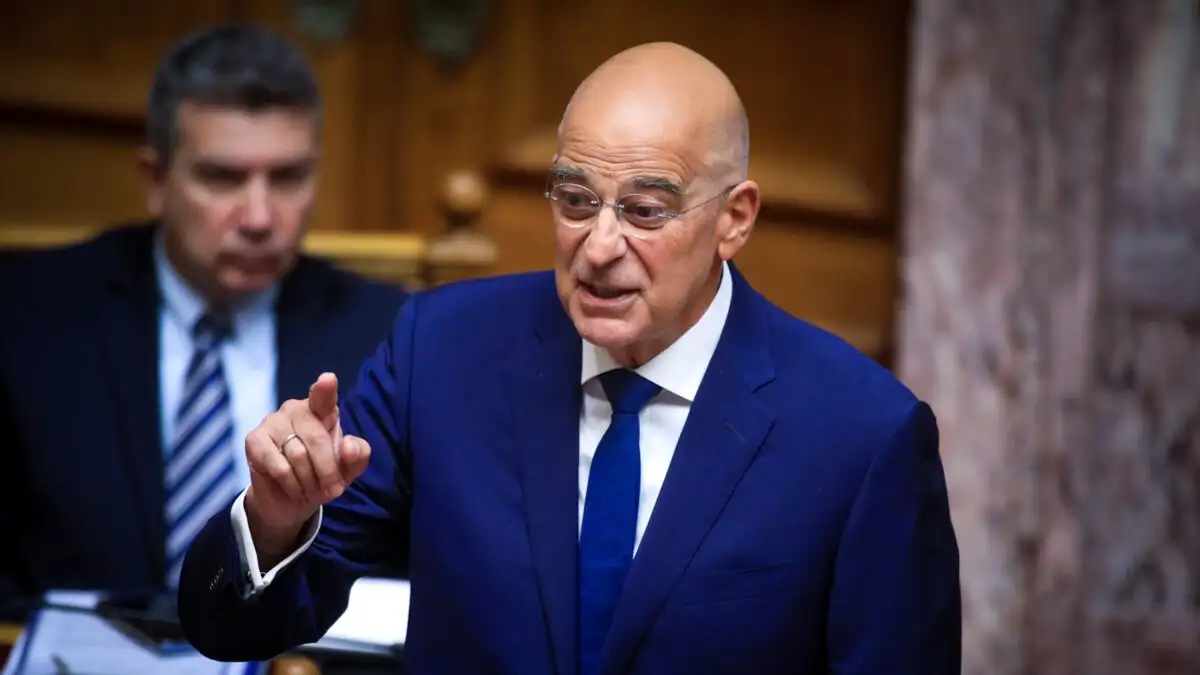 Δένδιας για Μνημείο Άγνωστου Στρατιώτη: «Δεν πρέπει να χρησιμοποιείται ως μέσο έκφρασης πολιτικών επιδιώξεων» - Απών από την ψήφιση της τροπολογίας