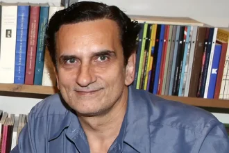 Η Έλενα Καρακούλη αποκάλυψε την πρόταση γάμου που έκανε στον Νίκο Ψαρρά