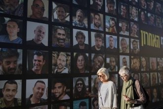 Γάζα: Στις 8 το πρωί ξεκινά η απελευθέρωση των Ισραηλινών ομήρων από τη Χαμάς