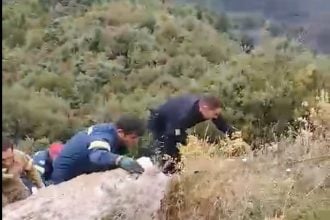 Θανατηφόρο τροχαίο στο Ραπτόπουλο Ευρυτανίας: Αυτοκίνητο έπεσε σε γκρεμό 80 μέτρων, νεκρός 40χρονος