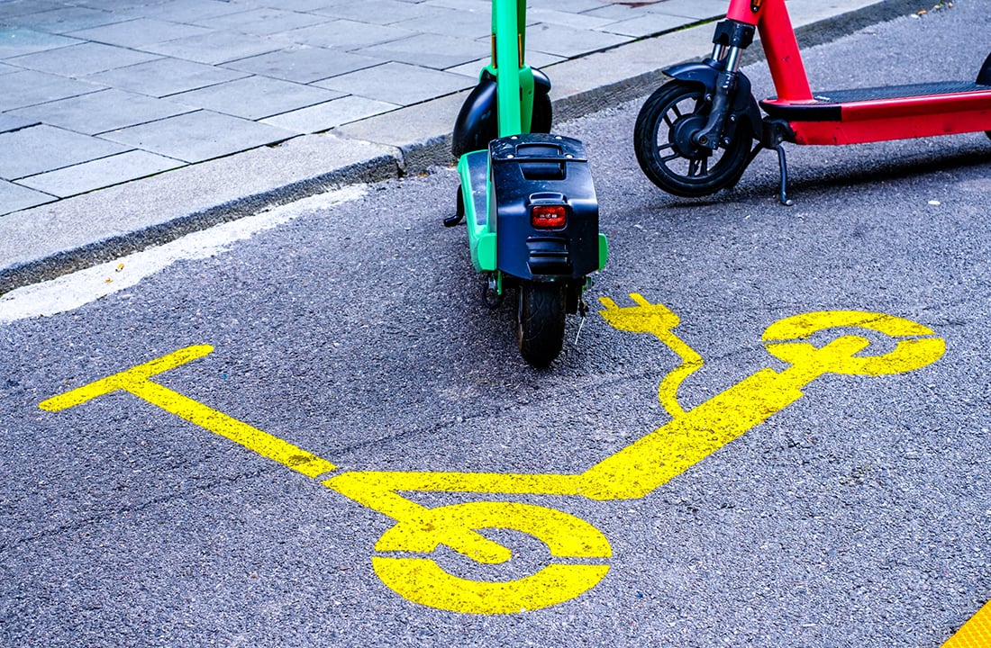 Μάχη για τη ζωή του δίνει 11χρονος μετά από ατύχημα με πατίνι - Νοσηλεύεται με κρανιοεγκεφαλικές κακώσεις σε ΜΕΘ
