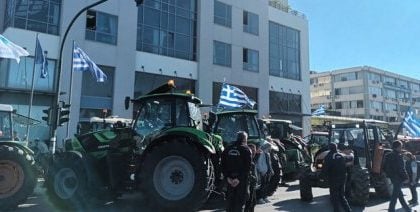 Πάτρα: Συγκέντρωση αγροτών και κτηνοτρόφων, σήμερα, στην Περιφέρεια - "Δώστε λύση στα προβλήματά μας"