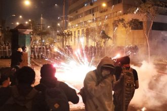 Περού: Η αστυνομία ευθύνεται για τον θάνατο διαδηλωτή στις εκτεταμένες ταραχές στη Λίμα