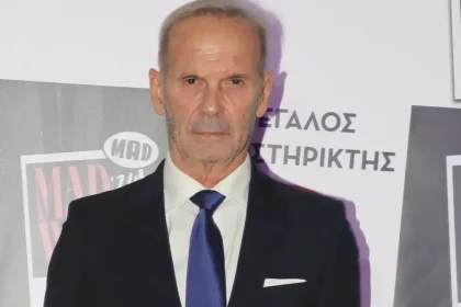 Πέτρος Κωστόπουλος: Το πρώτο μήνυμα μετά τον γάμο της κόρης του – «Αρκετά έλειψα λόγω οικογενειακών υποχρεώσεων»