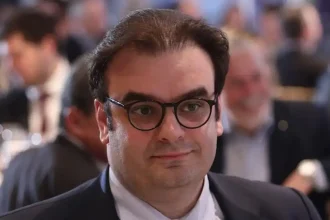 Πιερρακάκης: Απάντηση στην ακρίβεια, η αύξηση εισοδημάτων