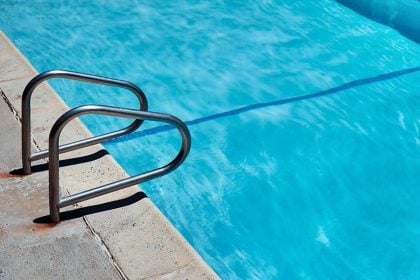 Ρόδος: Πέθανε το 2,5 ετών κοριτσάκι που «βούλιαξε» στην πισίνα ξενοδοχείου