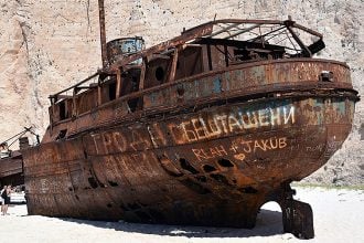 Το «Ναυάγιο» της Ζακύνθου: Η ιστορία του λαθρεμπορικού πλοίου