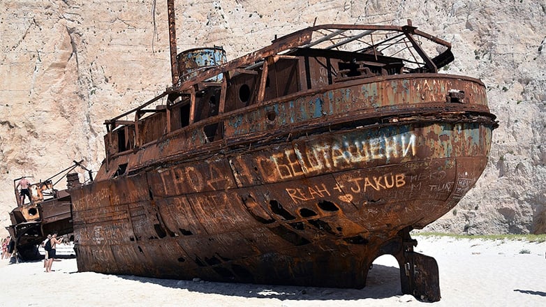 Το «Ναυάγιο» της Ζακύνθου: Η ιστορία του λαθρεμπορικού πλοίου