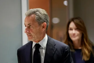 Το γλέντησε ο Νικολά Σαρκοζί πριν μπει στη φυλακή: Ποιοι έδωσαν το παρών στο μυστικό πάρτι του