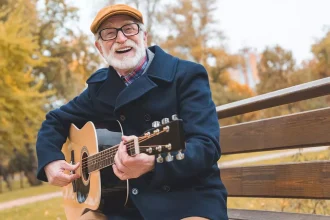 Άνοια: Ποιο είναι το χόμπι «βάλσαμο» για τον εγκέφαλο των 70χρονων