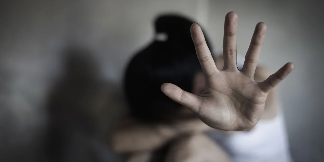 Ενδοοικογενειακή βία: Σοκάρουν τα στοιχεία της ΕΛ.ΑΣ. - Πάνω από 17.000 καταγγελίες τους πρώτους 9 μήνες του 2025