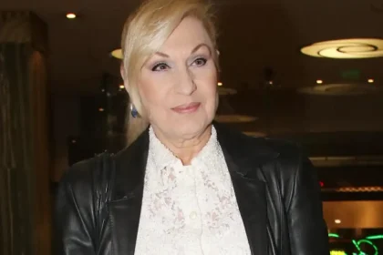 Σόφη Ζαννίνου: «Έχω φάει κι εγώ το πακέτο της πατριαρχίας, με πλάκωσε στα χαστούκια έξω από μαγαζί»