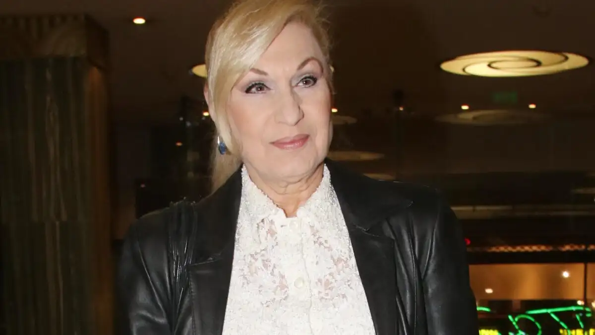 Σόφη Ζαννίνου: «Έχω φάει κι εγώ το πακέτο της πατριαρχίας, με πλάκωσε στα χαστούκια έξω από μαγαζί»