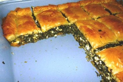 Σπανακοτυρόπιτα με φέτα