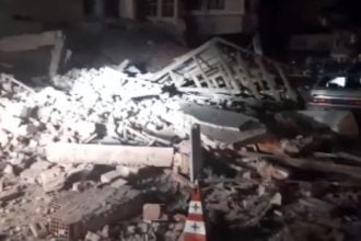 Σεισμός 6,1 Ρίχτερ στην Τουρκία: Τουλάχιστον 22 τραυματίες και καταρρεύσεις κτηρίων ΒΙΝΤΕΟ