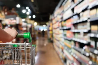 ΙΕΛΚΑ: Μειωμένες 0,76% οι τιμές στα σούπερ μάρκετ τον Σεπτέμβριο - Σε ποια προϊόντα καταγράφονται αυξήσεις