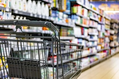 Σούπερ μάρκετ: Μέσα στις επόμενες ημέρες οι μειώσεις σε 1.000 κωδικούς προϊόντων -Αλλαγές και στις αναγραφόμενες τιμές στο ράφι