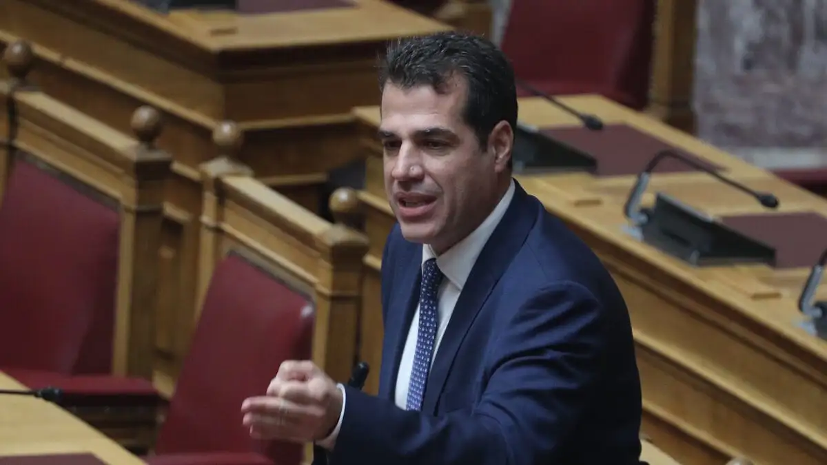 Επική ατάκα Πλεύρη για Κωνσταντοπούλου: «Και για αναπαραγωγή πέστροφας να μιλούσαμε θα πήγαινε κόντρα»