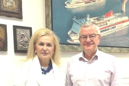 Εκλογές ΔΕΕΠ ΝΔ Αχαΐας: Η Ευγενία Θεοδωροπούλου με τον Αντώνη Κουνάβη