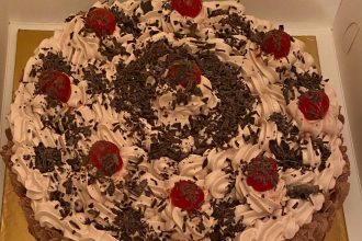 Εύκολη τούρτα σοκολατίνα για του Αγίου Δημητρίου