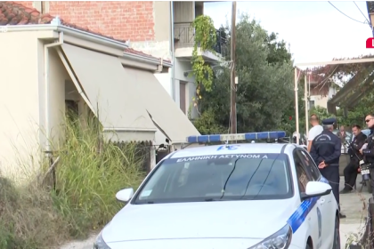 Τρίκαλα: Ενώπιον ανακριτή και εισαγγελέα ο 18χρονος καθ’ ομολογίαν μητροκτόνος