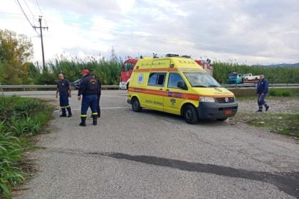 Πατρών - Πύργου: Τρελή πορεία αυτοκινήτου - Στο νοσοκομείο ο οδηγός (ΦΩΤΟ)