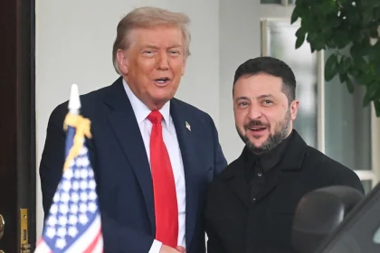 Ο Τραμπ επιβεβαίωσε ότι θα υποδεχθεί τον Ζελένσκι την Παρασκευή στον Λευκό Οίκο