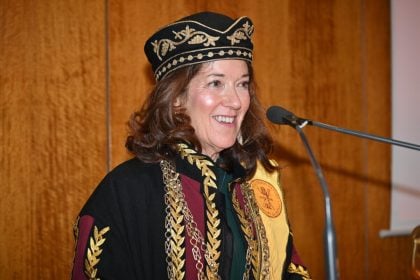 Η Victoria Hislop Επίτιμη Διδάκτορας του Πανεπιστημίου Πατρών