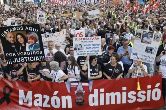 Διαδήλωση στη Βαλένθια έναν χρόνο μετά τις φονικές πλημμύρες με τους 229 νεκρούς