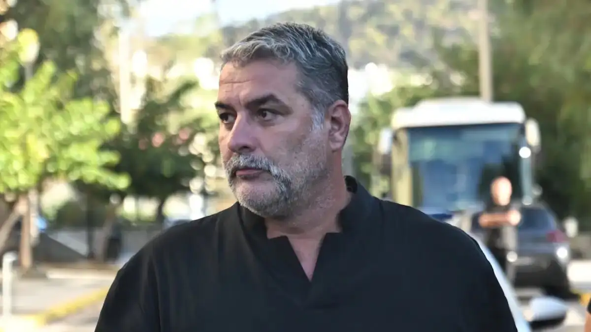 Βασίλης Μπισμπίκης: «Ένας μαθητής με τον πατέρα του βρήκαν το τρακαρισμένο αγροτικό του ηθοποιού» – Τι αποκάλυψε η Ανθή Βούλγαρη