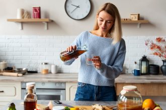 Λίπος στην κοιλιά: Ένας εύκολος τρόπος να ενισχύσετε τον μεταβολισμό σας, χωρίς να στερηθείτε αγαπημένες τροφές