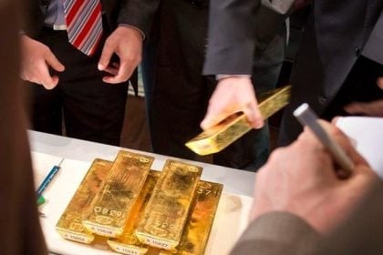 Χρυσός: Έσπασε το φράγμα των 4.000 δολαρίων