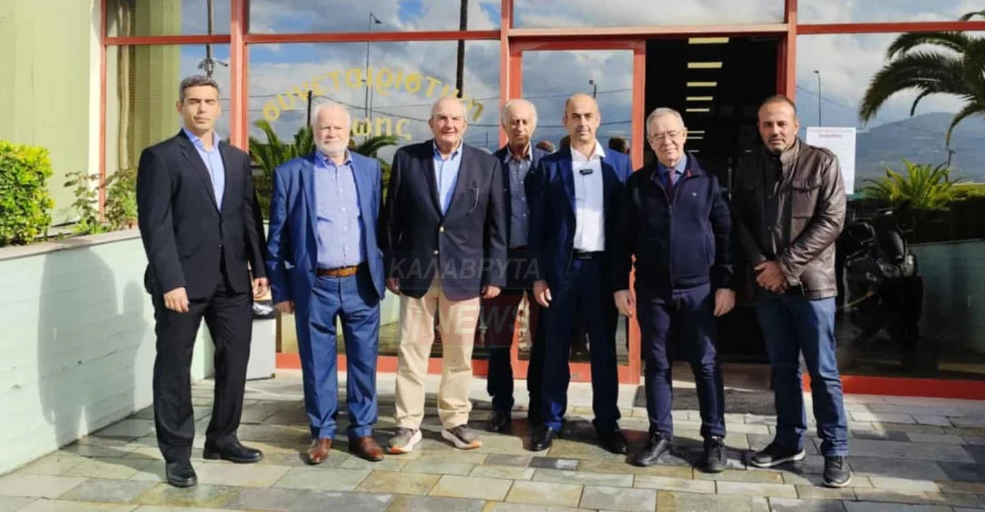 Στο Αίγιο ο πρώην πρωθυπουργός Κώστας Καραμανλής