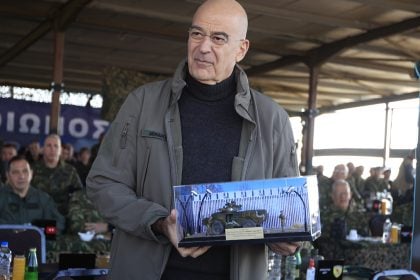 Δένδιας για την Ημέρα Ενόπλων Δυνάμεων: «Θωρακίζουμε την Ελλάδα με αλλαγές σε μέσα και φιλοσοφία»