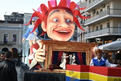 "Το Καρναβάλι της Πάτρας, μπορεί και πρέπει να γίνει η πρωτοπορία των καρναβαλικών κατασκευών, διεθνώς"
