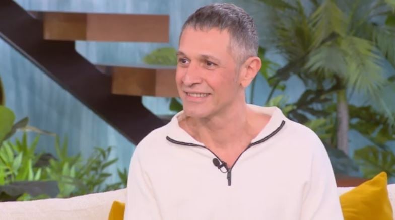 Αιμίλιος Χειλάκης: «Μέσα από το βιβλίο του ο Αλέξης Τσίπρας ζητά συγγνώμη για τα λάθη του»