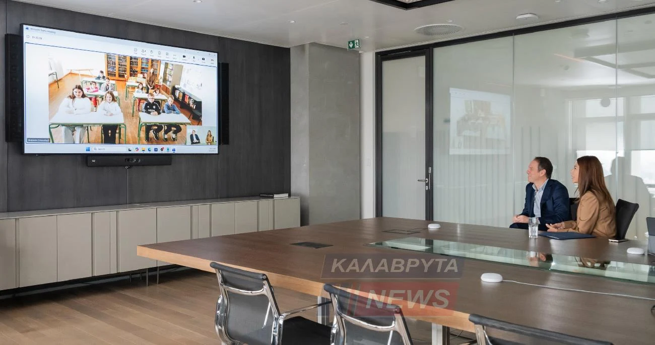 Η Υπουργός Παιδείας μίλησε ζωντανά με τους μαθητές του Σκεπαστού