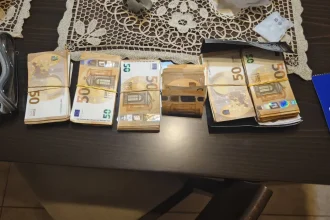 Εξαρθρώθηκε εγκληματική οργάνωση που διέπραττε πλαστογραφίες και απάτες με το πρόσχημα επένδυσης σε καζίνο - Έφοδος της ΕΛ.ΑΣ και στην Πάτρα (ΦΩΤΟ)