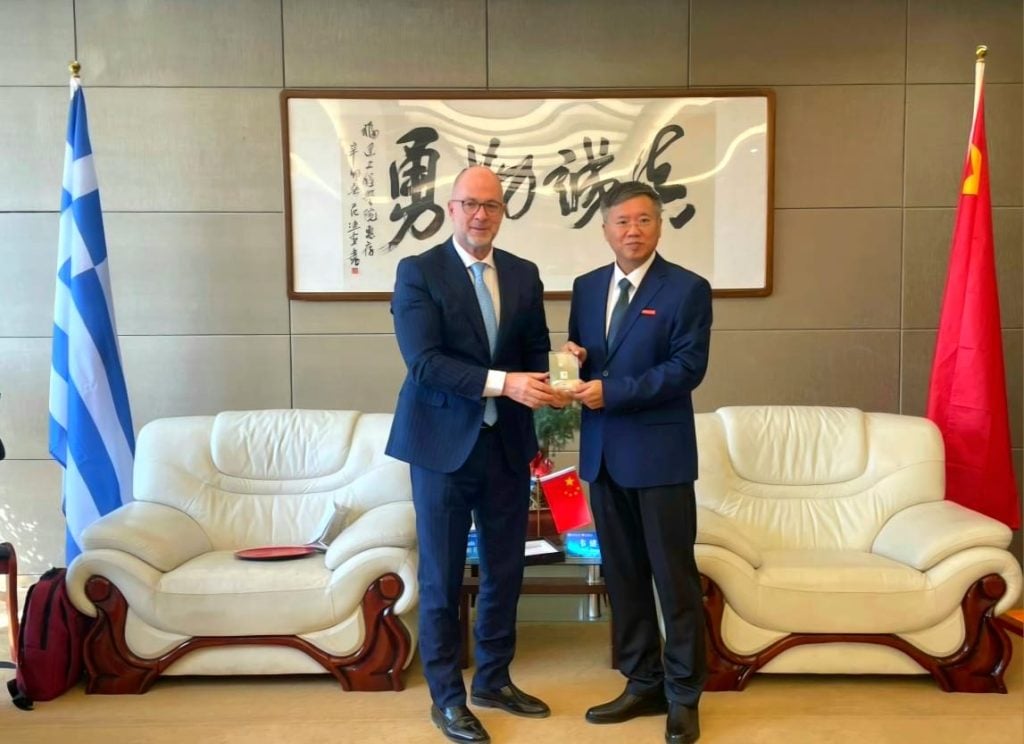 Ο Τάκης Παπαδόπουλος στην Κίνα