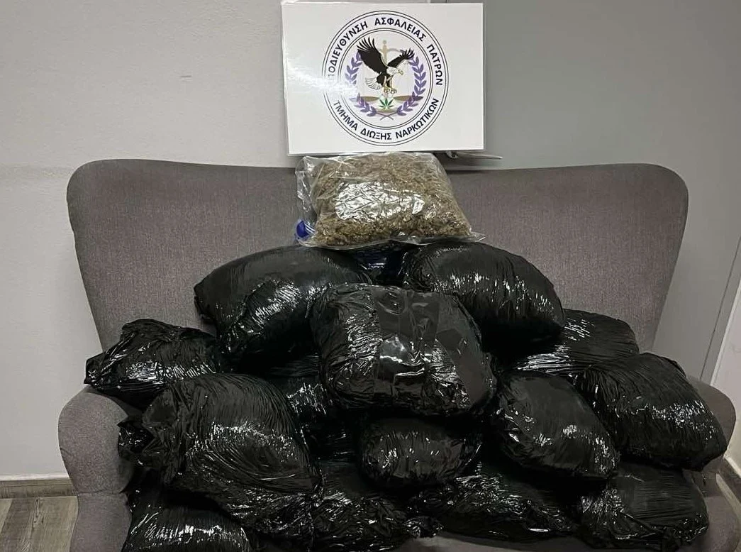 Πάτρα: Ελεύθερος με όρους και εγγύηση ο επιχειρηματίας για τα ναρκωτικά - Εμφανίστηκε στην Ανακρίτρια ο γιος και "τα πήρε όλα πάνω του"