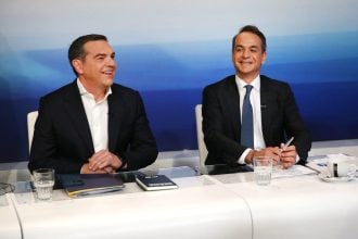 Γιατί ο Κυριάκος Μητσοτάκης δεν θα διαβάσει το βιβλίο του Τσίπρα