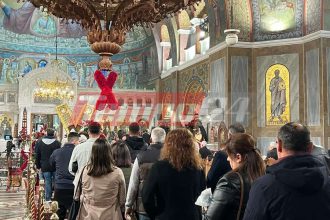 Η Πάτρα τιμά με λαμπρότητα τον Πολιούχο της, Άγιο Ανδρέα - Χιλιάδες πιστοί συρρέουν στον Ναό - Ξεκινά η Λιτανεία ΦΩΤΟ