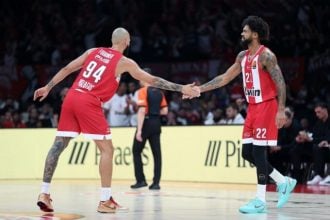 Διέλυσε τη Ζάλγκιρις με επιβλητική εμφάνιση, αλλά πάγωσε με Έβανς ο Ολυμπιακός!